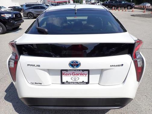 2016 Toyota Prius Four