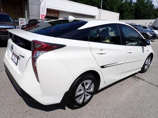 2016 Toyota Prius Four