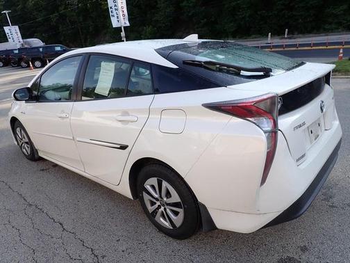 2016 Toyota Prius Four