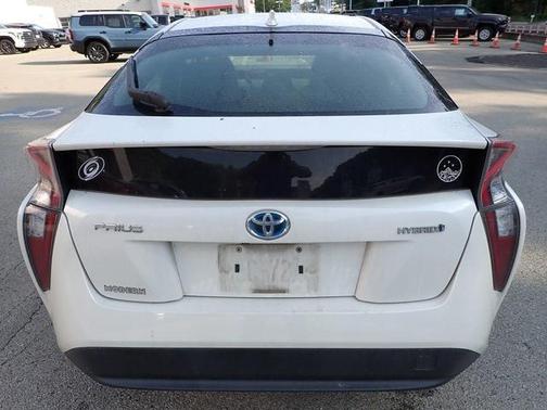 2016 Toyota Prius Four