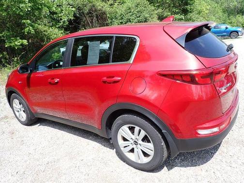 Hyper Red 2019 Kia Sportage LX