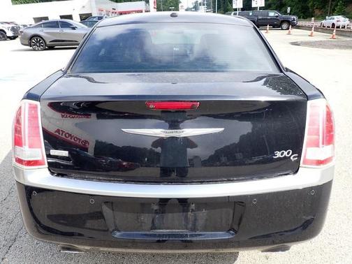 2013 Chrysler 300C Luxury Series