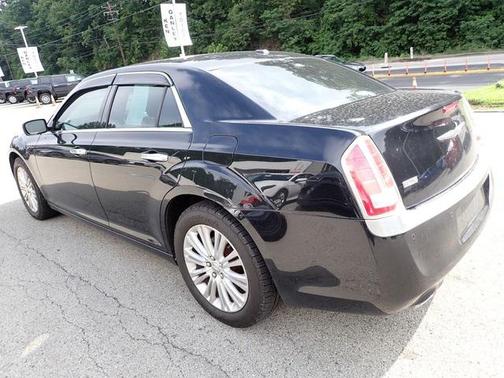 2013 Chrysler 300C Luxury Series