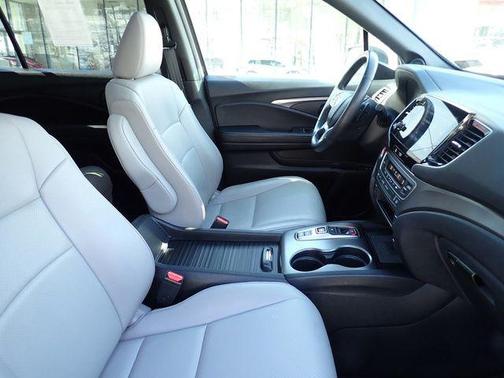 2023 Honda Passport AWD EX-L