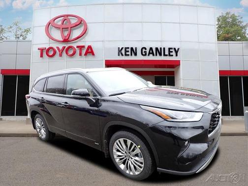 2026 Toyota Highlander Hybrid Platinum