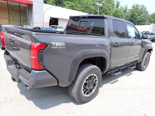 2025 Toyota Tacoma TRD Off Road