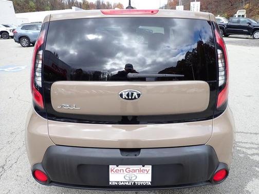 2016 Kia Soul Base