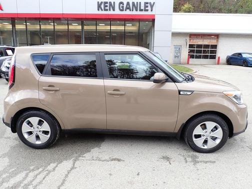 2016 Kia Soul Base
