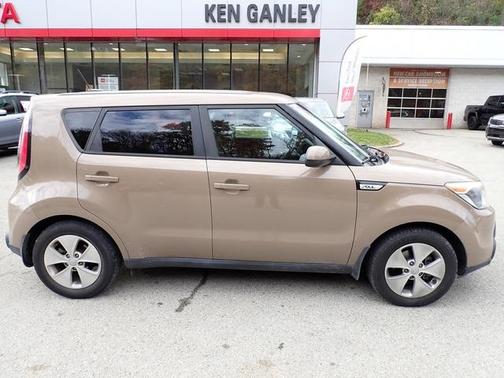 2016 Kia Soul Base