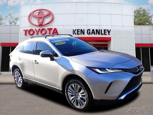 2023 Toyota Venza XLE