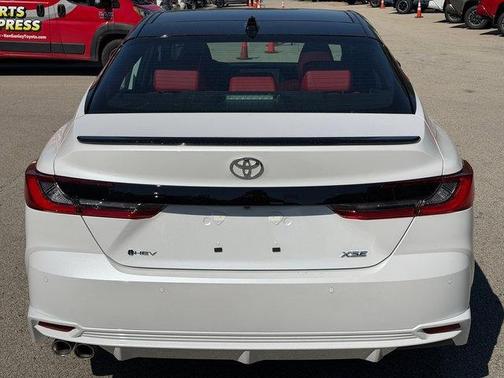 Pearl 2026 Toyota Camry XSE
