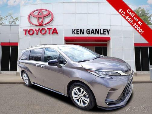 2022 Toyota Sienna XSE 7 Passenger