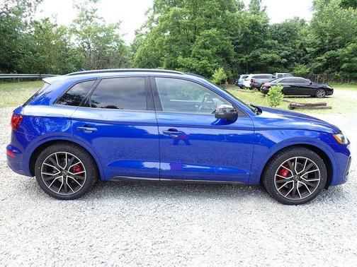 Ultra Blue Metallic 2021 Audi SQ5 3.0T Premium Plus