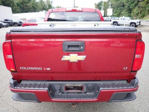 Cajun Red Tintcoat 2017 Chevrolet Colorado LT