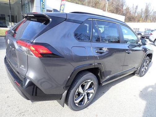 2025 Toyota RAV4 Hybrid SE