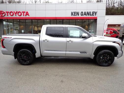 2025 Toyota Tundra Hybrid Platinum