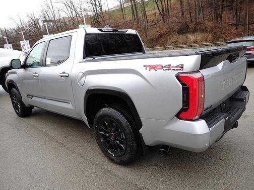 2025 Toyota Tundra Hybrid Platinum