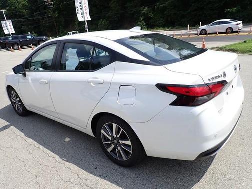 2020 Nissan Versa 1.6 SV