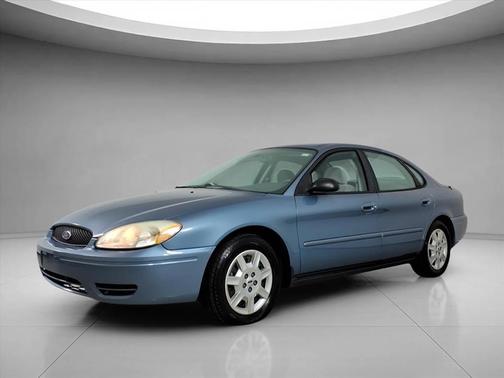 2006 Ford Taurus SE