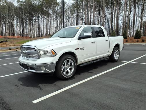 2017 RAM 1500 Laramie