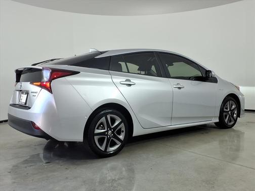 2022 Toyota Prius XLE