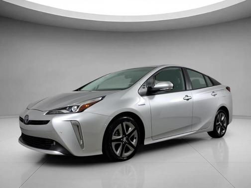 2022 Toyota Prius XLE