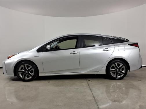 2022 Toyota Prius XLE