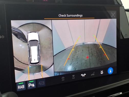 Crystal White Pearl 2026 Subaru Outback Touring XT