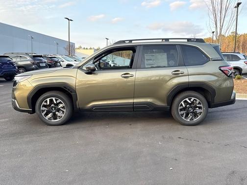 2025 Subaru Forester Premium
