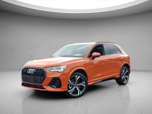 2024 Audi Q3 45 S line Premium