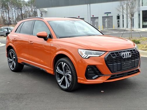 2024 Audi Q3 45 S line Premium