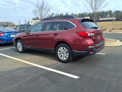 2018 Subaru Outback 2.5i Premium