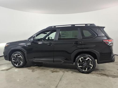 Crystal Black Silica 2026 Subaru Forester Limited