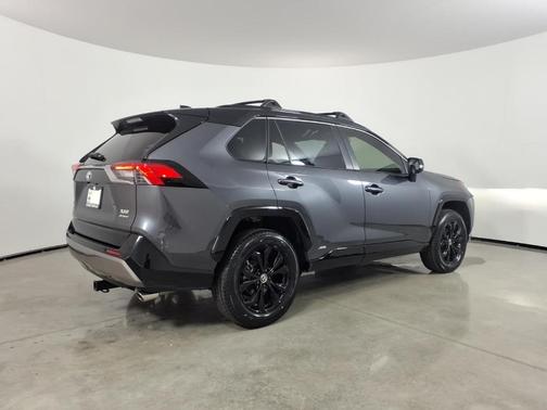 2025 Toyota RAV4 Hybrid XSE