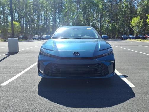 Ocean 2025 Toyota Camry LE