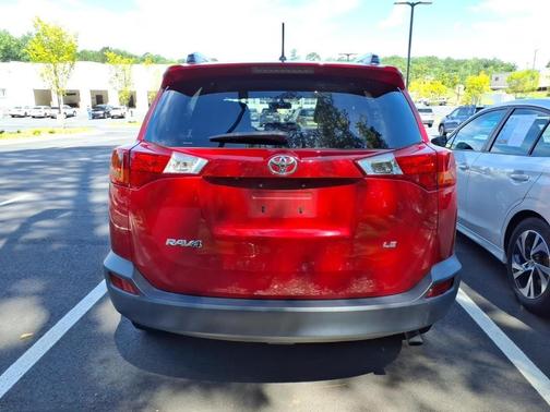 Barcelona Red Metallic 2015 Toyota RAV4 LE
