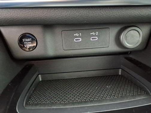 Glacier White 2024 Nissan Rogue S