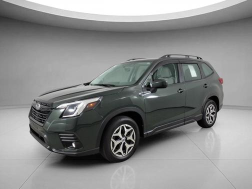 Cascade Green Silica 2024 Subaru Forester Premium