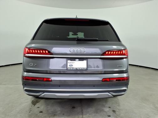 2024 Audi Q7 45 Premium Plus