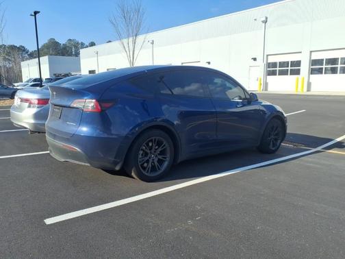 2025 Tesla Model Y Long Range