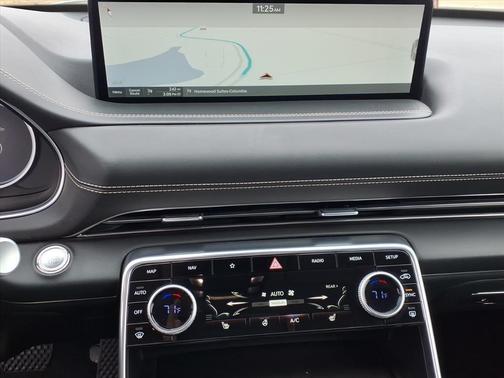 2024 Genesis GV80 2.5T