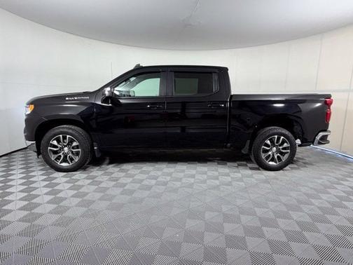Black 2022 Chevrolet Silverado 1500 LT