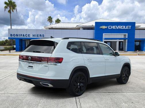 2025 Volkswagen Atlas 2.0T SE w/Technology 4MOTION