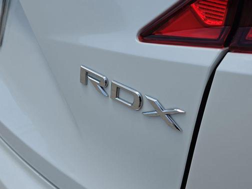 Platinum White Pearl 2022 Acura RDX Technology Package