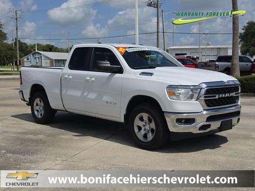 Bright White Clearcoat 2022 RAM 1500 Big Horn/Lone Star