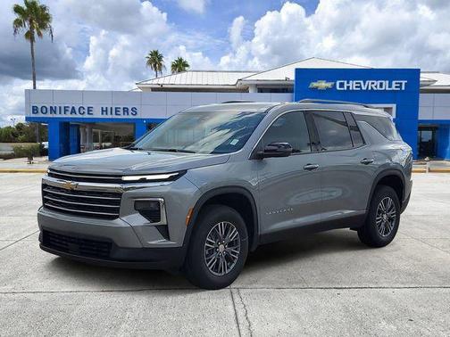 Sterling Gray Metallic 2026 Chevrolet Traverse LT
