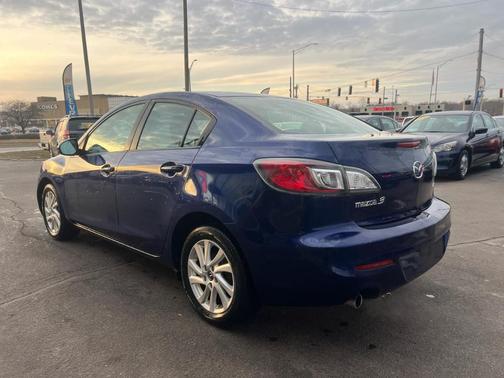 2013 Mazda Mazda3 i Touring