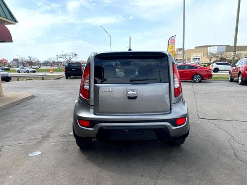 2013 Kia Soul Base