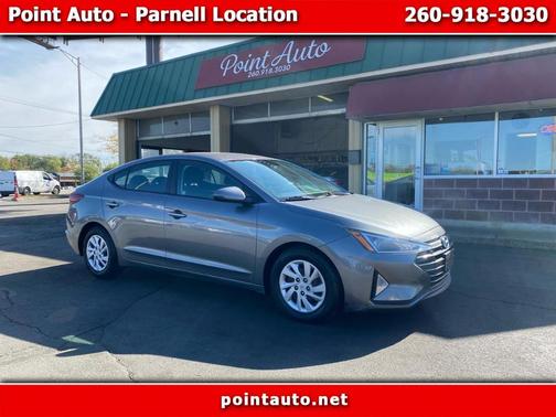 2019 Hyundai ELANTRA SE