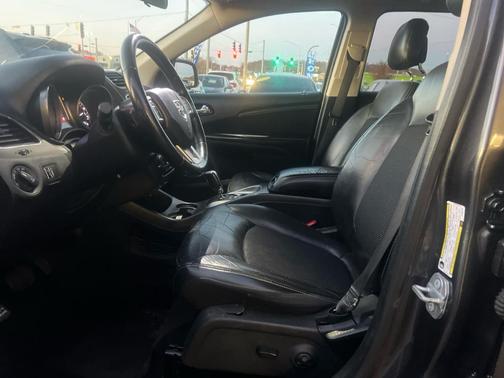 2018 Dodge Journey Crossroad